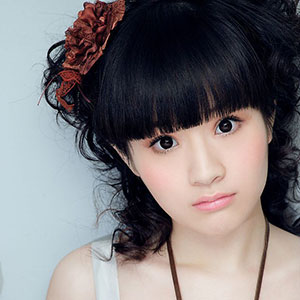 香香 (王瑾玫, XiangXiang, Hương Hương)