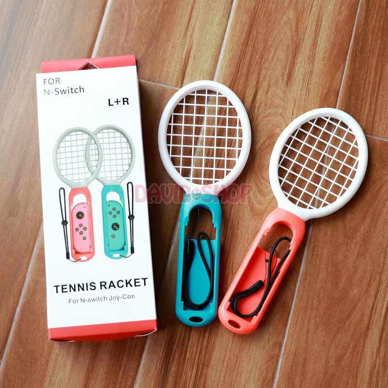 Cặp vợt gắn Joy-Con dùng để chơi game Mario Tennis Aces trên Nintendo Switch